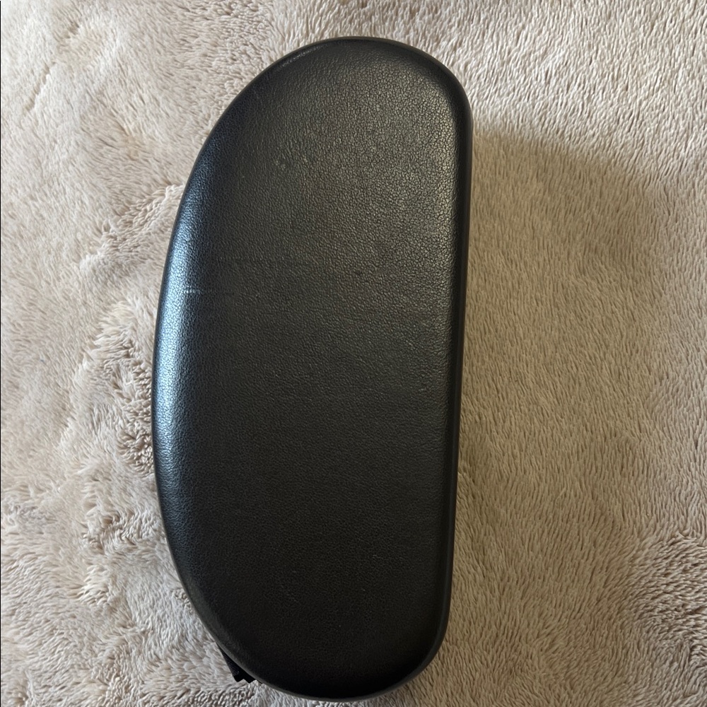Michael Kors Elegant Sunglasses Case - image 4